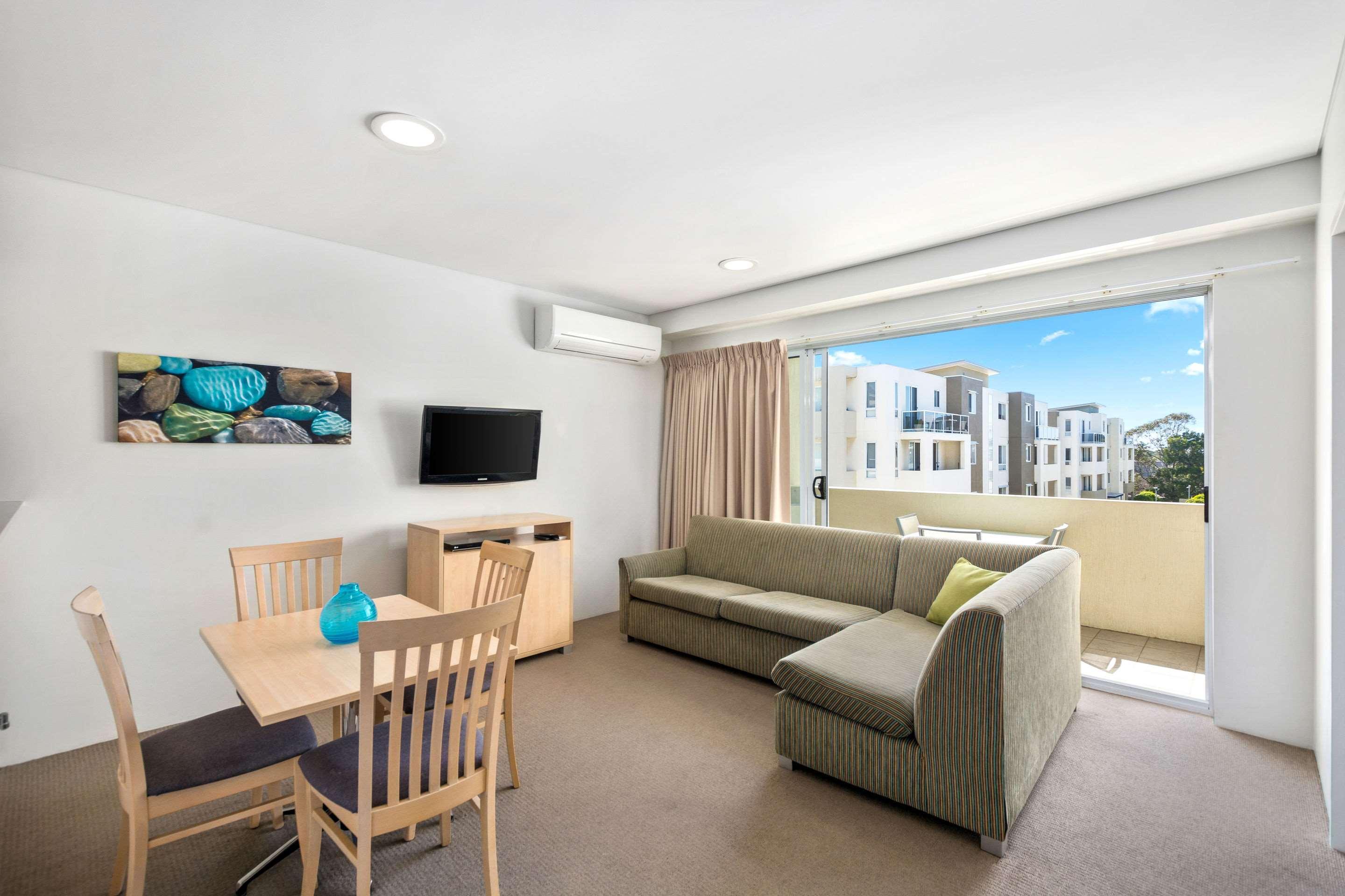 Quality Suites Pioneer Sands Wollongong Luaran gambar