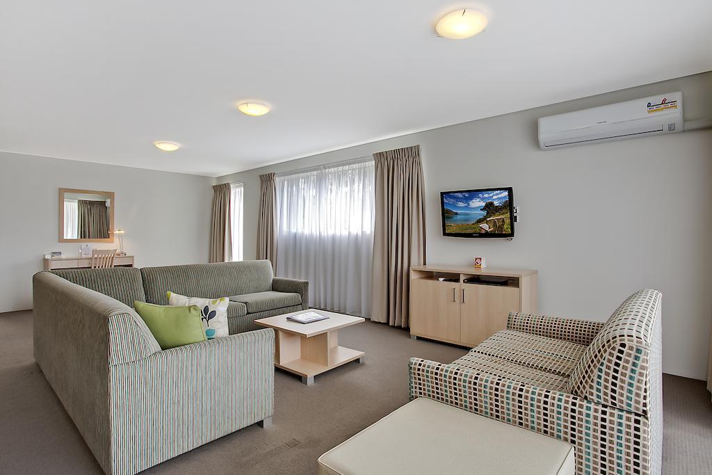 Quality Suites Pioneer Sands Wollongong Luaran gambar