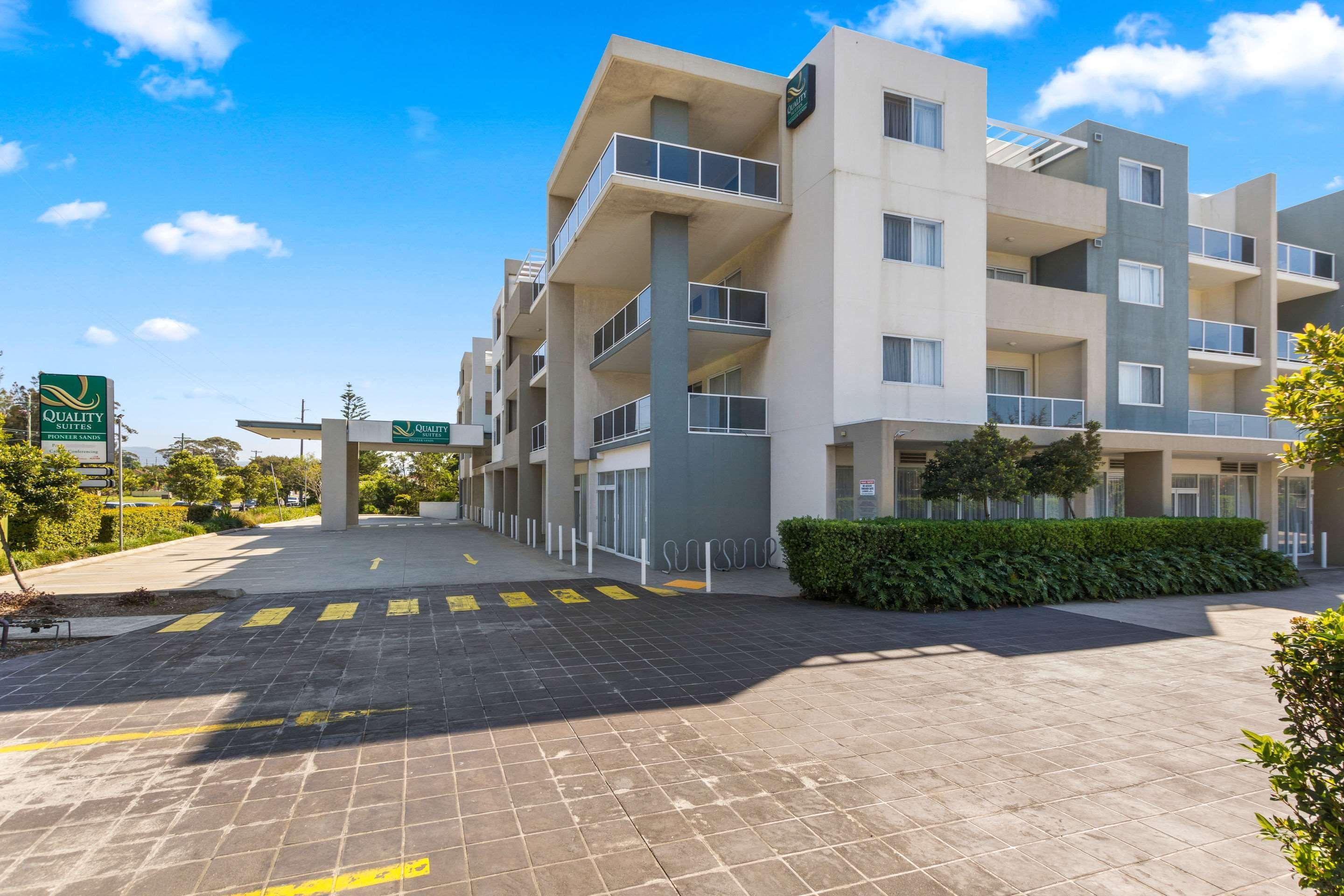 Quality Suites Pioneer Sands Wollongong Luaran gambar