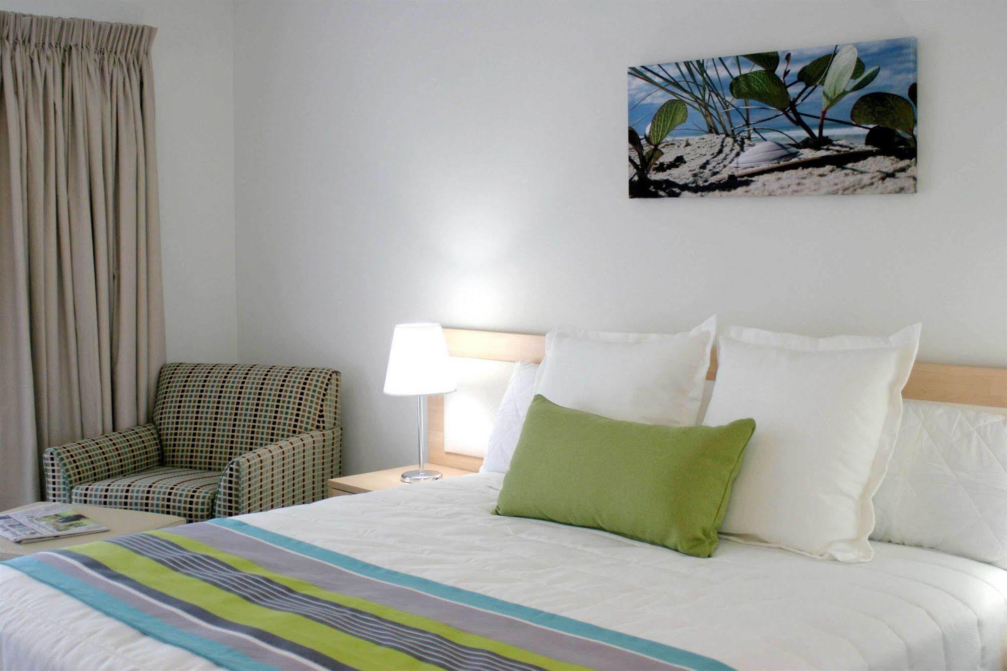 Quality Suites Pioneer Sands Wollongong Luaran gambar