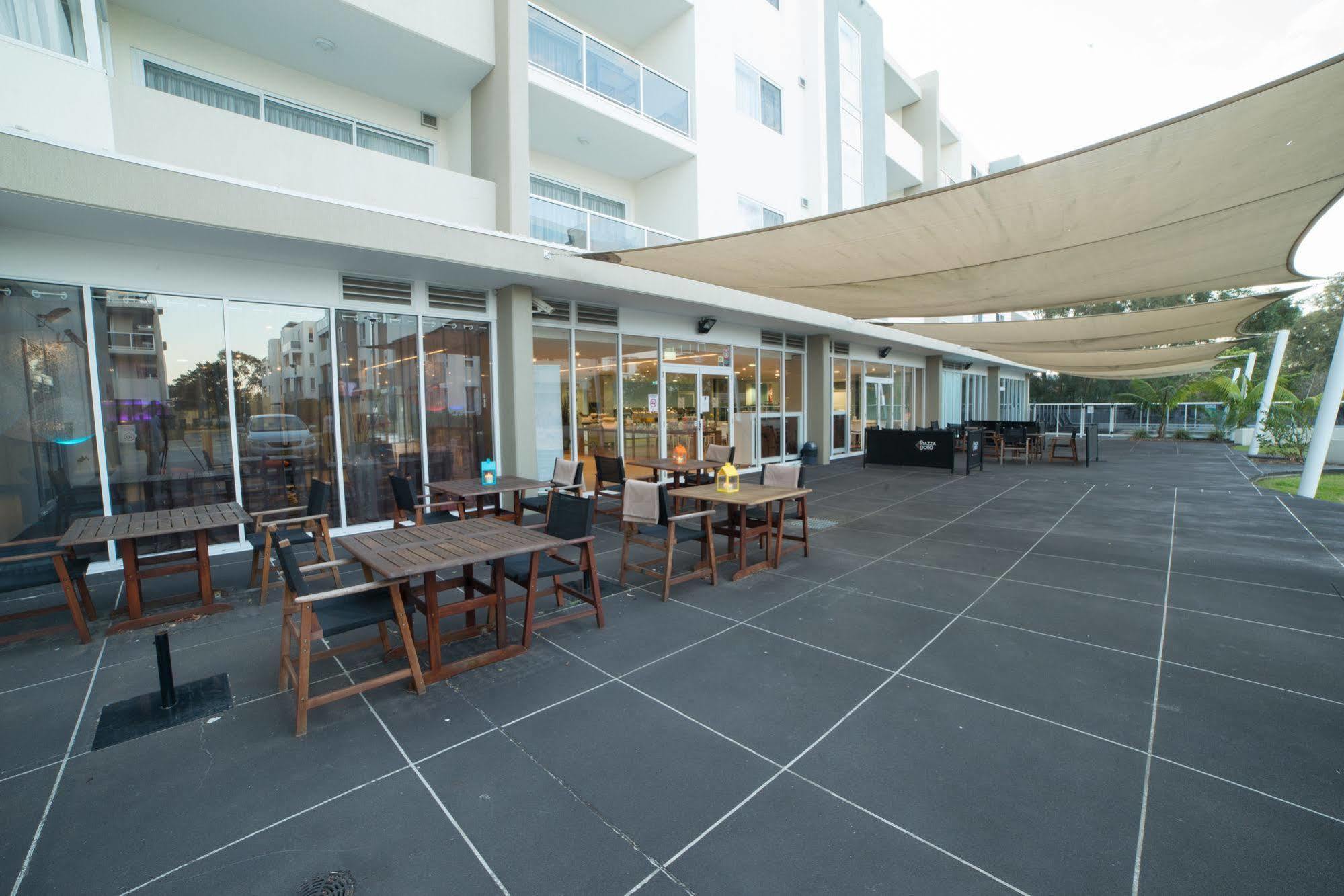 Quality Suites Pioneer Sands Wollongong Luaran gambar
