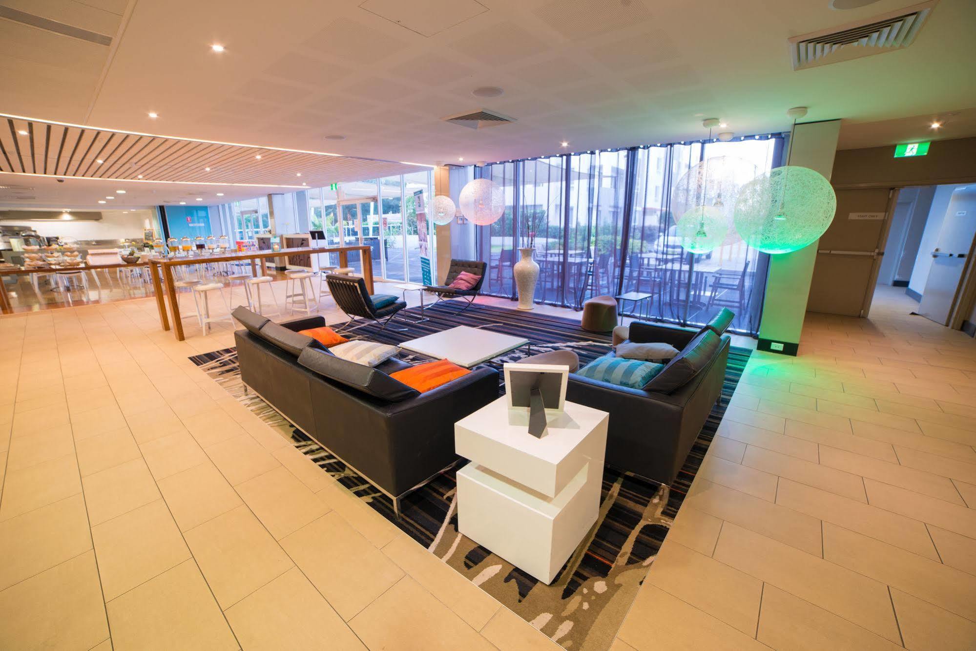 Quality Suites Pioneer Sands Wollongong Luaran gambar